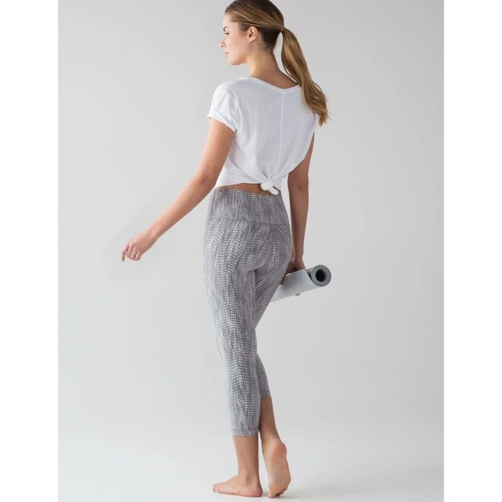 Lululemon Wunder Under Crop Hi-Rise‎ 21